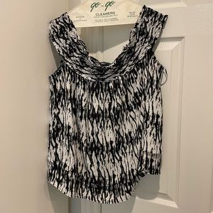 Off the shoulder summer shirt